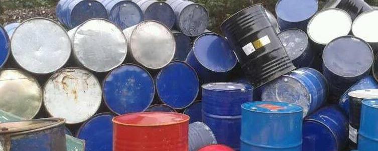 廢油漆桶屬于固體廢物還是危險(xiǎn)廢物？