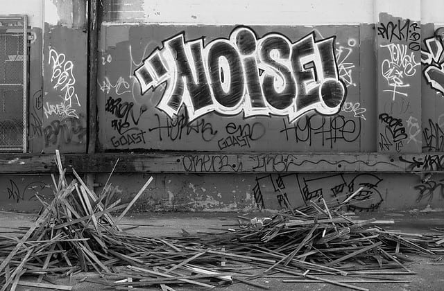 噪聲污染產(chǎn)生的原因及對(duì)人和動(dòng)物的影響