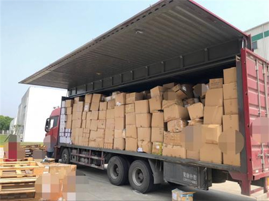 過期了食品產(chǎn)品銷毀(過期食品集中銷毀)